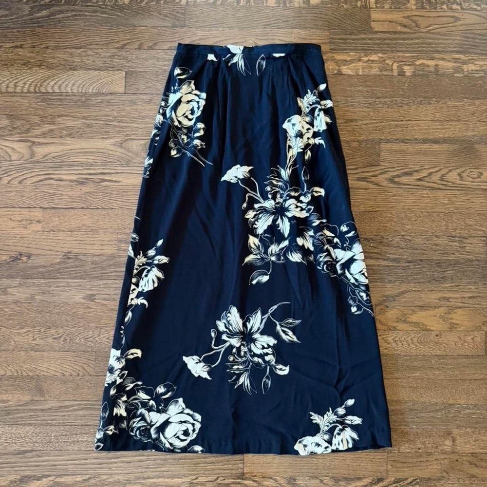 Intriguing Threads 90s Floral Midi Skirt